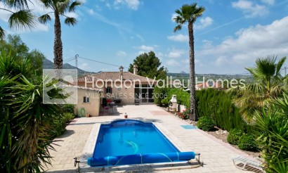 Rynek wtórny - Detached Villa - Hondón de los Fráiles