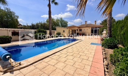 Rynek wtórny - Detached Villa - Hondón de los Fráiles
