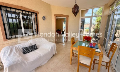Rynek wtórny - Detached Villa - Hondón de los Fráiles