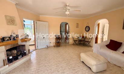 Rynek wtórny - Detached Villa - Hondón de los Fráiles