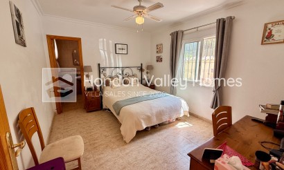 Rynek wtórny - Detached Villa - Hondón de los Fráiles