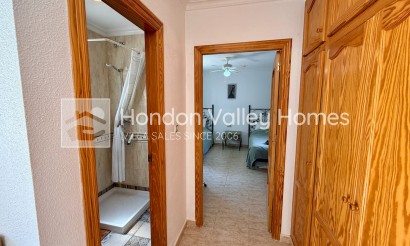 Rynek wtórny - Detached Villa - Hondón de los Fráiles