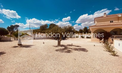 Resale - Villa - Detached - Macisvenda