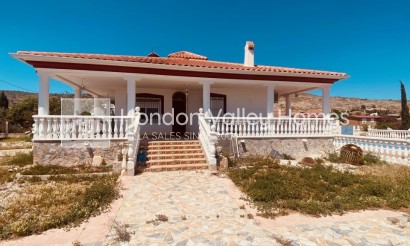 Resale - Villa - Detached - Fortuna