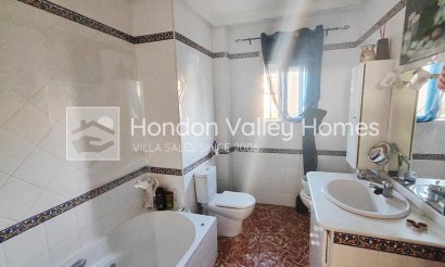 Resale - Villa - Detached - Fortuna