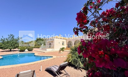 Resale - 5. Finca / Country Property - La Romana