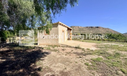 Resale - 5. Finca / Country Property - La Romana
