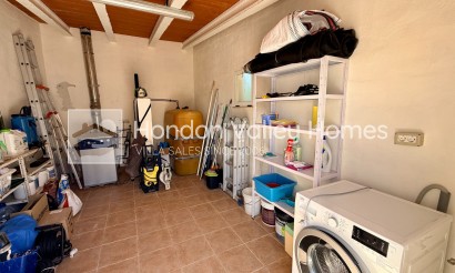 Resale - 5. Finca / Country Property - La Romana