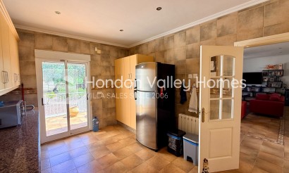 Resale - 5. Finca / Country Property - La Romana