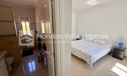 Resale - 5. Finca / Country Property - La Romana