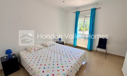 Resale - 5. Finca / Country Property - La Romana