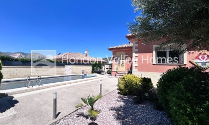 Wiederverkauf - Villa - Detached - La Romana