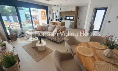 Herverkoop - Detached Villa - Dolores