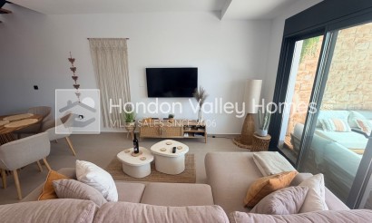 Herverkoop - Detached Villa - Dolores