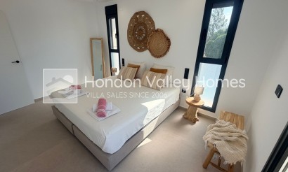 Herverkoop - Detached Villa - Dolores