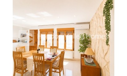 Resale - Townhouse - La Romana