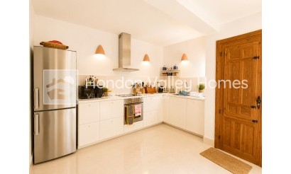 Resale - Townhouse - La Romana