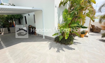Rynek wtórny - 4. House - Detached Villa - Montesinos - La Herrada