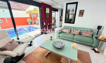 Rynek wtórny - 4. House - Detached Villa - Montesinos - La Herrada