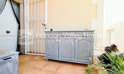 Resale - Villa - Hondón de las Nieves