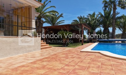 Resale - Villa - Hondón de las Nieves