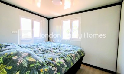 Resale - Villa - Hondón de las Nieves