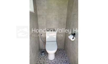 Resale - Villa - Hondón de las Nieves