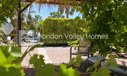 Resale - Villa - Hondón de las Nieves