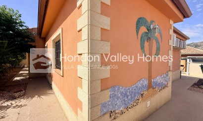 Wiederverkauf - Villa - Detached - La Romana