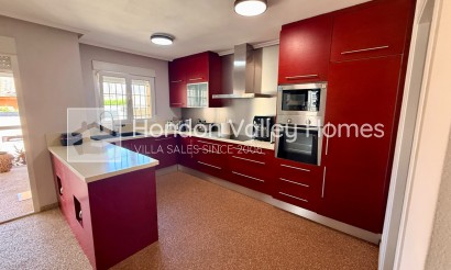 Wiederverkauf - Villa - Detached - La Romana