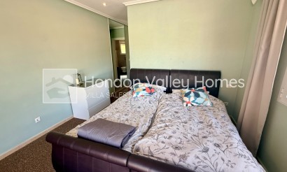 Wiederverkauf - Villa - Detached - La Romana
