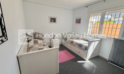 Wiederverkauf - Villa - Detached - La Romana