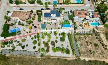Revente - Villa - Detached - Hondón de las Nieves