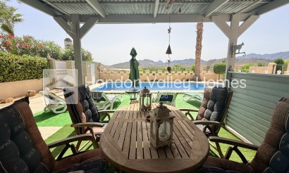 Revente - Villa - Detached - Hondón de las Nieves