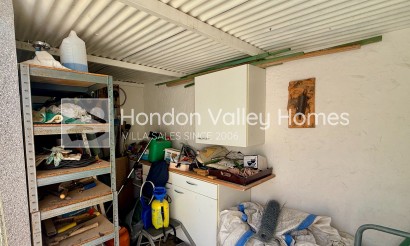 Revente - Villa - Detached - Hondón de las Nieves