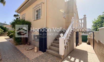 Revente - Villa - Detached - Hondón de las Nieves