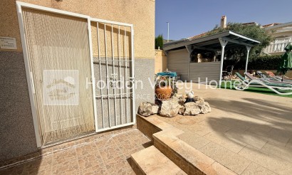 Revente - Villa - Detached - Hondón de las Nieves