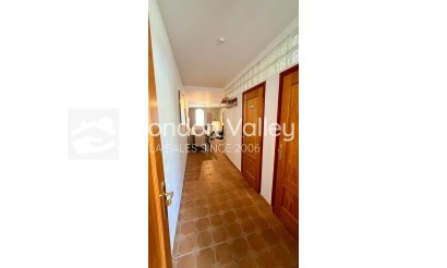 Revente - Villa - Detached - Hondón de las Nieves