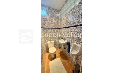 Revente - Villa - Detached - Hondón de las Nieves