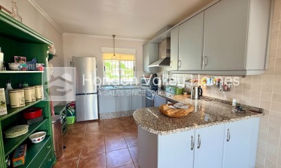 Revente - Villa - Detached - Hondón de las Nieves