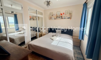 Revente - Villa - Detached - Hondón de las Nieves
