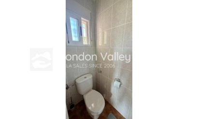 Revente - Villa - Detached - Hondón de las Nieves