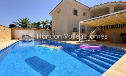 Wiederverkauf - Villa - Hondón de las Nieves