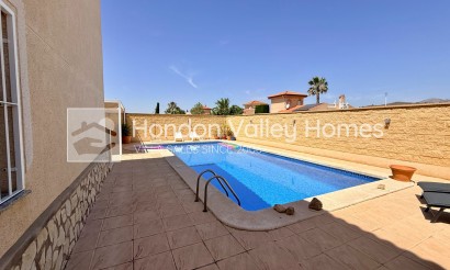 Wiederverkauf - Villa - Hondón de las Nieves