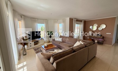 Wiederverkauf - Villa - Hondón de las Nieves