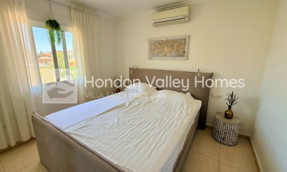 Wiederverkauf - Villa - Hondón de las Nieves