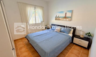 Wiederverkauf - Villa - Hondón de las Nieves