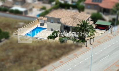 Wiederverkauf - Villa - Hondón de las Nieves