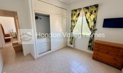 Wiederverkauf - Villa - Hondón de los Fráiles