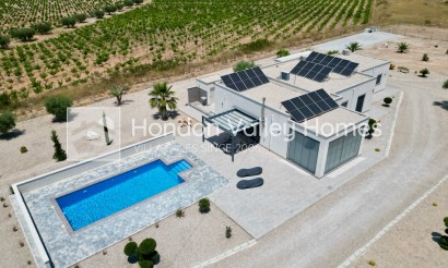 Resale - Villa - Canada de la Lena
